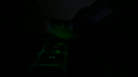 Snapshot of luvdezire chatting on 10/21/25, 09:04 Peter Jacksone online show from 10/21/25, 09:04