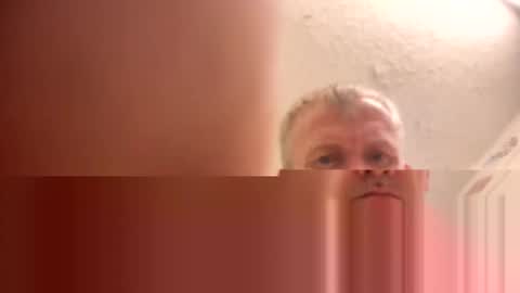 Snapshot of luveatinpussy8 chatting on 04/05/26, 02:36 luveatinpussy8 online show from 04/05/26, 02:36