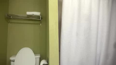 Snapshot of luveatinpussy8 chatting on 04/29/26, 05:55 luveatinpussy8 online show from 04/29/26, 05:55