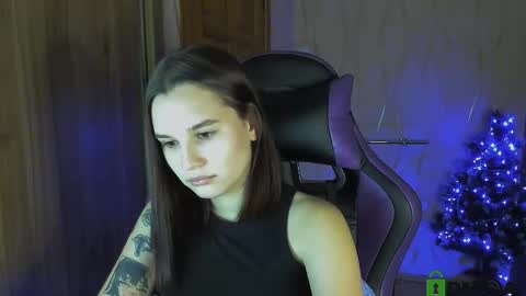 Snapshot of luvmeeow chatting on 12/04/24, 12:08 Ann online show from 12/04/24, 12:08