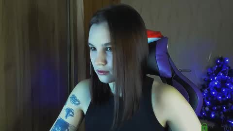 Snapshot of luvmeeow chatting on 12/11/24, 03:24 Ann online show from 12/11/24, 03:24