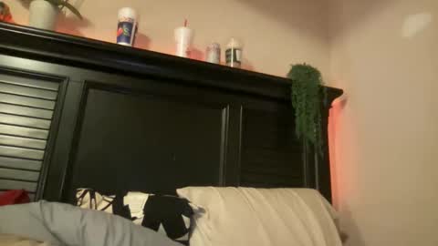 luvrxstarx online show from 12/02/25, 03:34