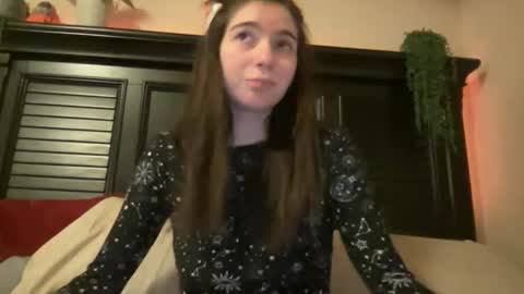 luvrxstarx online show from 12/05/25, 12:08