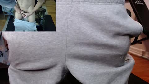 Snapshot of luvshonitoff chatting on 02/10/25, 01:57 Jim Bo online show from 02/10/25, 01:57