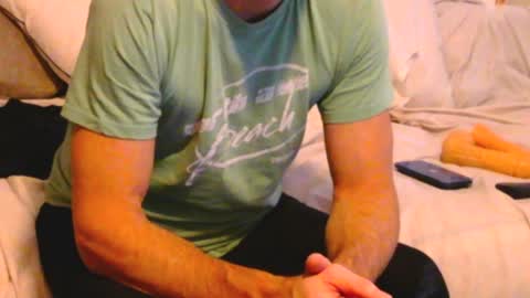 Snapshot of luvthecam2 chatting on 01/06/25, 08:39 M Jordan online show from 01/06/25, 08:39