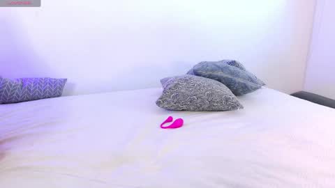 Snapshot of luvtosin663 chatting on 04/17/26, 03:26 luvtosin663 online show from 04/17/26, 03:26