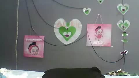 Bee Bee online show from 02/21/26, 05:03