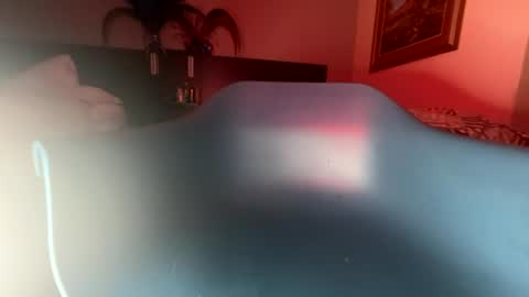 Snapshot of luvvlee chatting on 07/02/26, 01:17 luvvlee online show from 07/02/26, 01:17