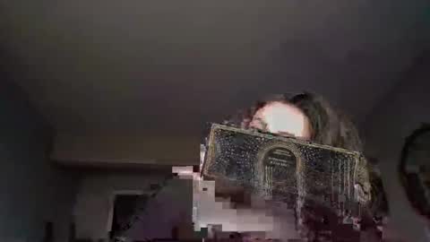 Lux anne online show from 10/06/25, 09:23