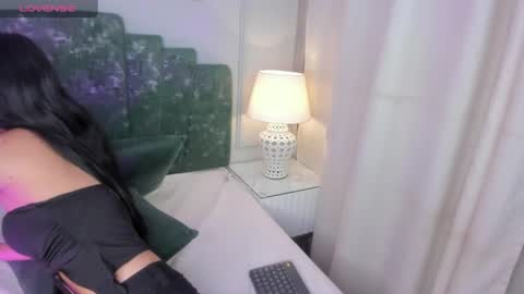 Snapshot of lux_bitchx chatting on 06/11/26, 03:04 lux_bitchx online show from 06/11/26, 03:04