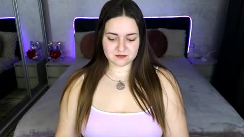 lux_lizz online show from 03/01/26, 08:33