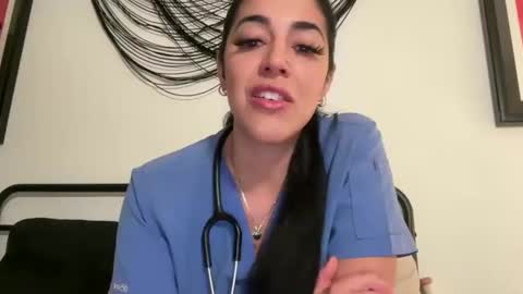 Snapshot of luxcher22 chatting on 03/20/26, 04:17 luxcher22 online show from 03/20/26, 04:17