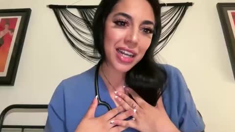 Snapshot of luxcher22 chatting on 04/08/26, 04:01 luxcher22 online show from 04/08/26, 04:01