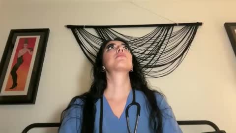 Snapshot of luxcher22 chatting on 04/16/26, 04:57 luxcher22 online show from 04/16/26, 04:57