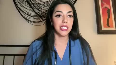 Snapshot of luxcher22 chatting on 04/23/26, 04:24 luxcher22 online show from 04/23/26, 04:24