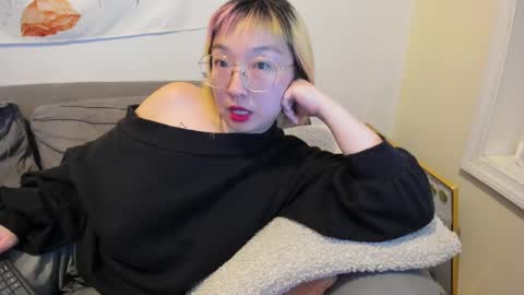 Snapshot of luxgray chatting on 01/18/25, 03:09 LuxGray online show from 01/18/25, 03:09