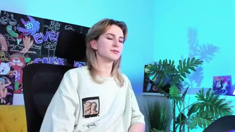 Ray online show from 02/18/25, 03:42