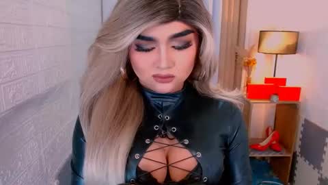 Sasha Blaire online show from 11/14/25, 08:35