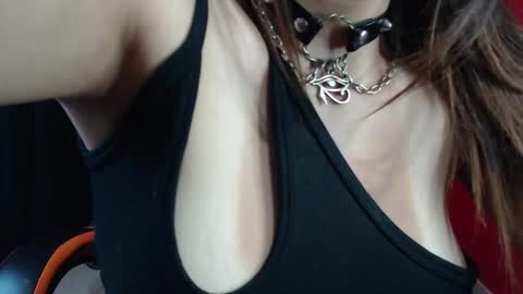 Snapshot of luxury_blackevol chatting on 10/29/25, 11:50 Luxy online show from 10/29/25, 11:50