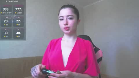 Snapshot of luxuryalma18 chatting on 04/26/26, 06:44 Alma online show from 04/26/26, 06:44