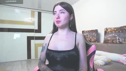 Snapshot of luxuryalma18 chatting on 05/29/26, 05:44 Alma online show from 05/29/26, 05:44