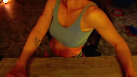Snapshot of luxurydivine chatting on 06/11/26, 12:36 Liss online show from 06/11/26, 12:36