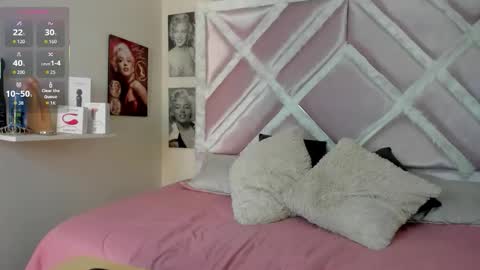 Lux online show from 02/21/26, 01:12