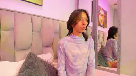 luy_star_ online show from 11/12/25, 04:02