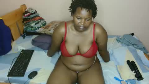 luzremi online show from 02/13/26, 04:03