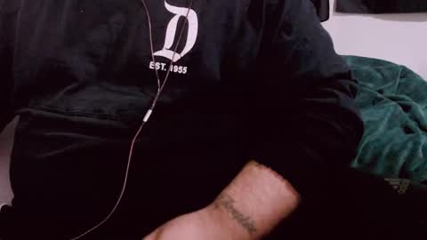 ayoo online show from 12/01/24, 04:29