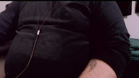 ayoo online show from 03/02/25, 11:50