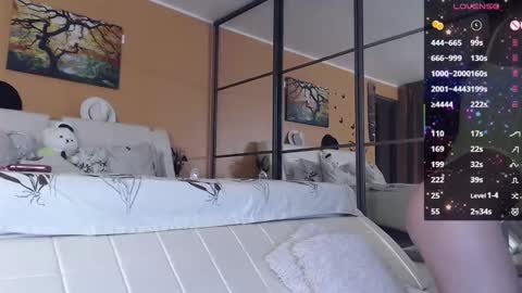 Snapshot of lxlpalmalxl chatting on 10/31/25, 04:13 Palma online show from 10/31/25, 04:13