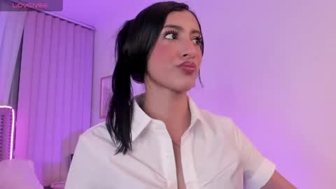 Snapshot of lya_brown chatting on 04/28/26, 11:26 lya_brown online show from 04/28/26, 11:26