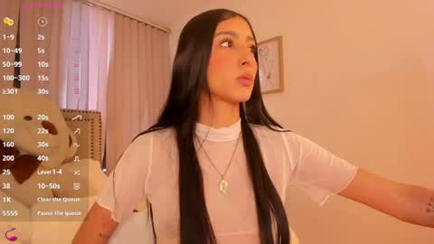 Snapshot of lya_brown chatting on 05/04/26, 12:23 lya_brown online show from 05/04/26, 12:23
