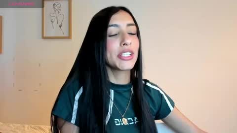 Snapshot of lya_brown chatting on 05/15/26, 11:39 lya_brown online show from 05/15/26, 11:39