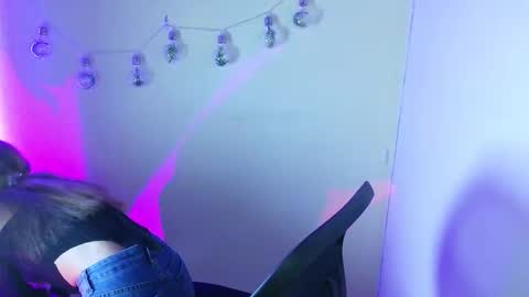 Call me Lia  online show from 01/07/26, 08:33