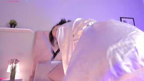 Lya Lee online show from 12/02/25, 07:42