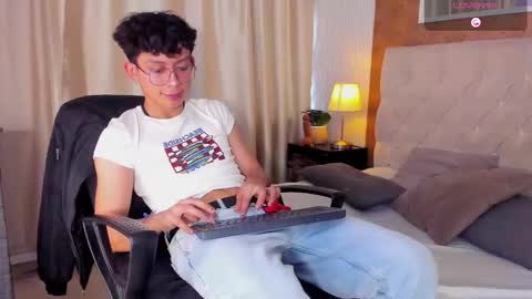 Lyan online show from 01/14/26, 08:14