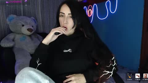 Lyann  online show from 05/26/26, 06:09