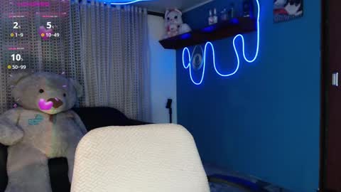 Snapshot of lyann_ chatting on 06/06/26, 11:20 Lyann online show from 06/06/26, 11:20