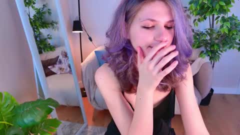 Snapshot of lychee__chan chatting on 03/15/26, 12:22 lychee__chan online show from 03/15/26, 12:22