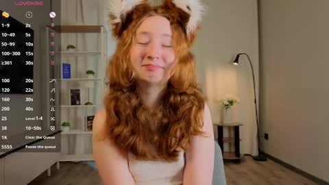 Snapshot of lydaerne chatting on 05/09/26, 01:22 Call me Liddy Im so new here show me how to get fun here please online show from 05/09/26, 01:22