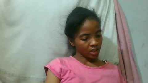 Snapshot of lydie856696 chatting on 06/12/26, 05:45 lydie856696 online show from 06/12/26, 05:45