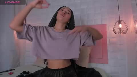 Lyhana Lee online show from 01/29/25, 12:02