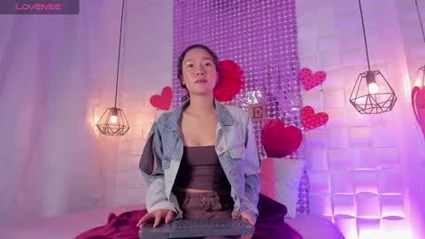 Lyhana Lee online show from 02/17/25, 12:05