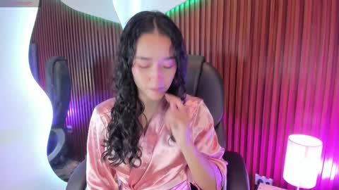 Lyhana Lee online show from 10/26/25, 04:57