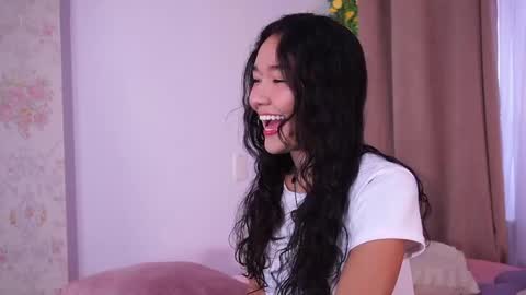 Lyhana Lee online show from 04/26/26, 01:53