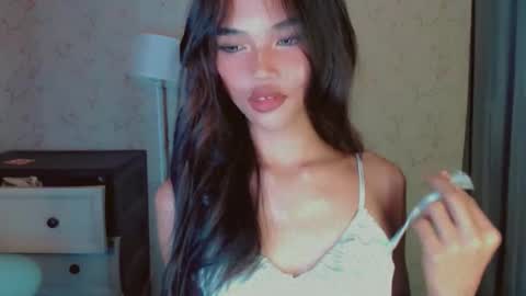 LYKA LOOPS online show from 03/01/26, 09:44