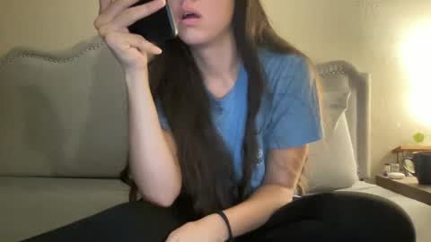 Snapshot of lylajades chatting on 12/02/25, 01:44 Olivia online show from 12/02/25, 01:44