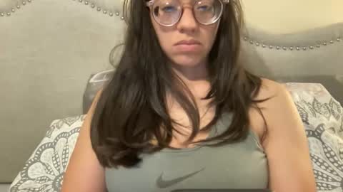 Snapshot of lylajades chatting on 01/31/26, 09:02 Olivia online show from 01/31/26, 09:02